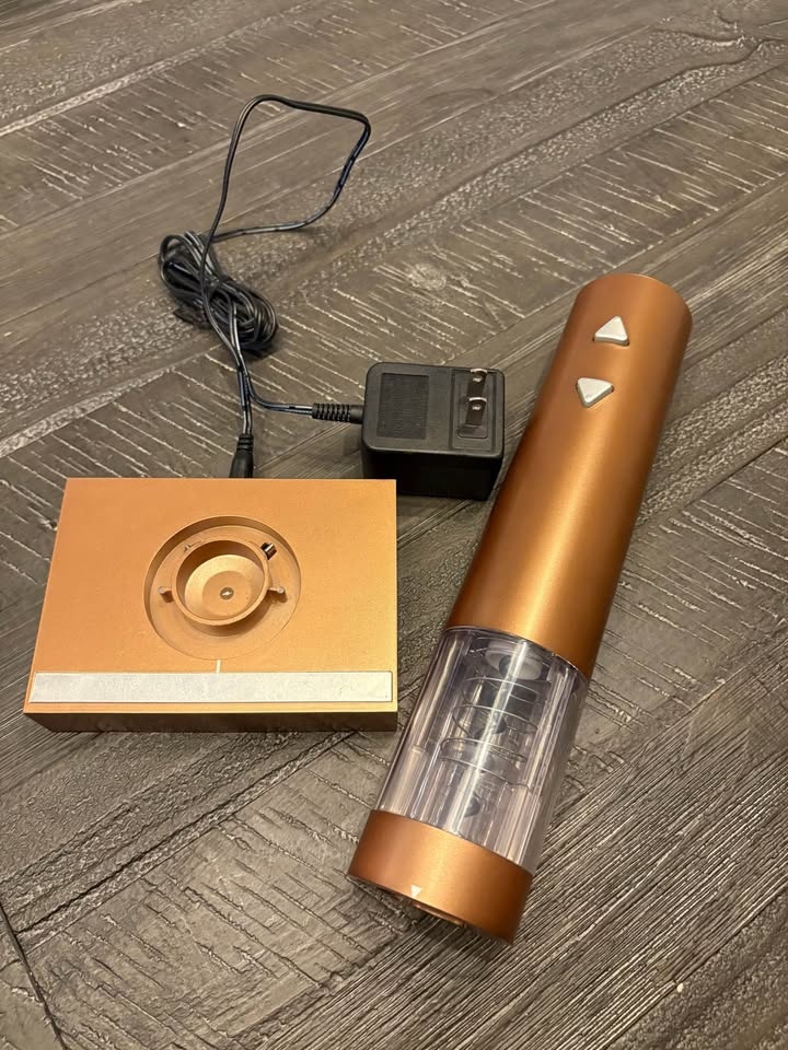 Wine Aerator + Electric Corkscrew Set - photo 2