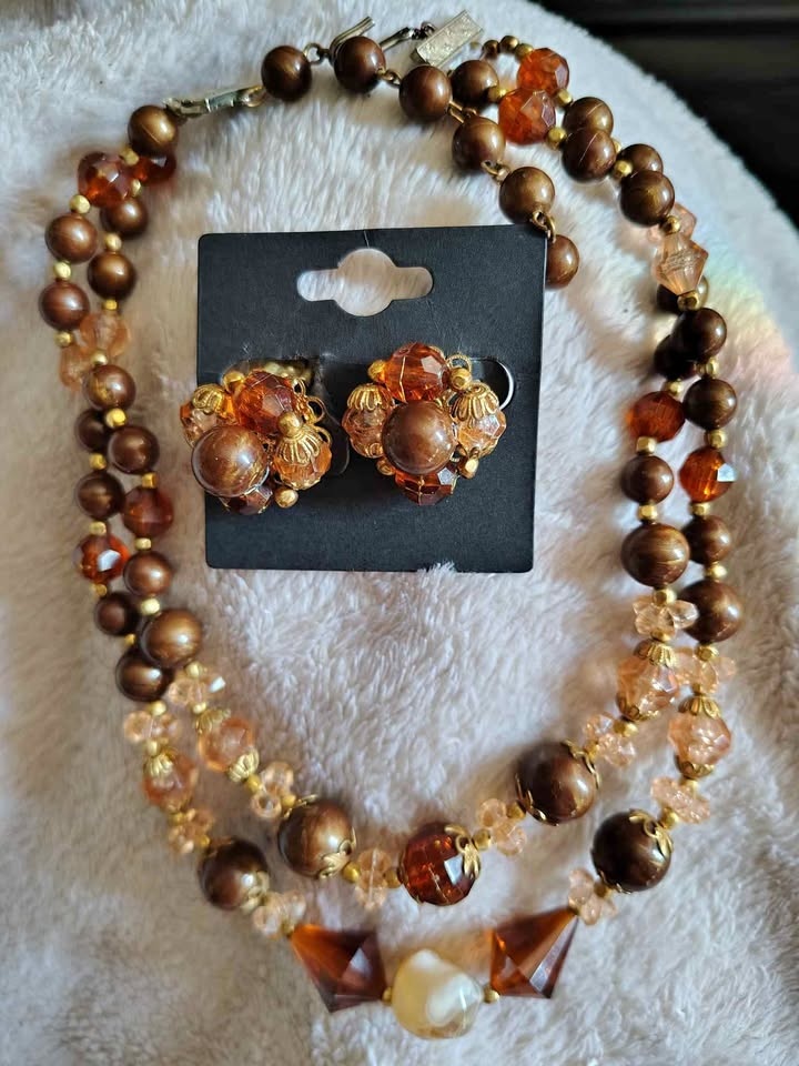 Vintage 60s Amber Bead Choker & Clip Earrings Set