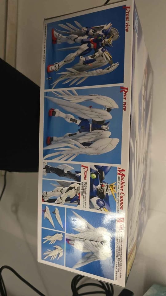Bandai Hobby Wing Gundam Zero EW 1/100 MG - photo 2