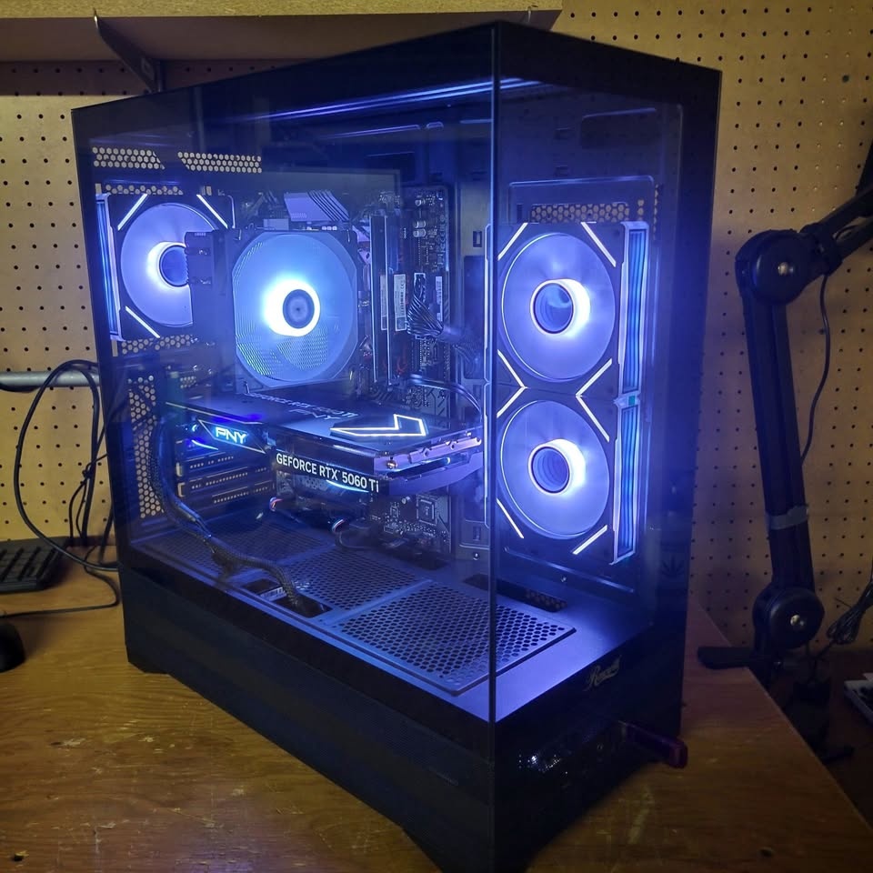 Gaming PC Ryzen 5 + RTX 5060Ti