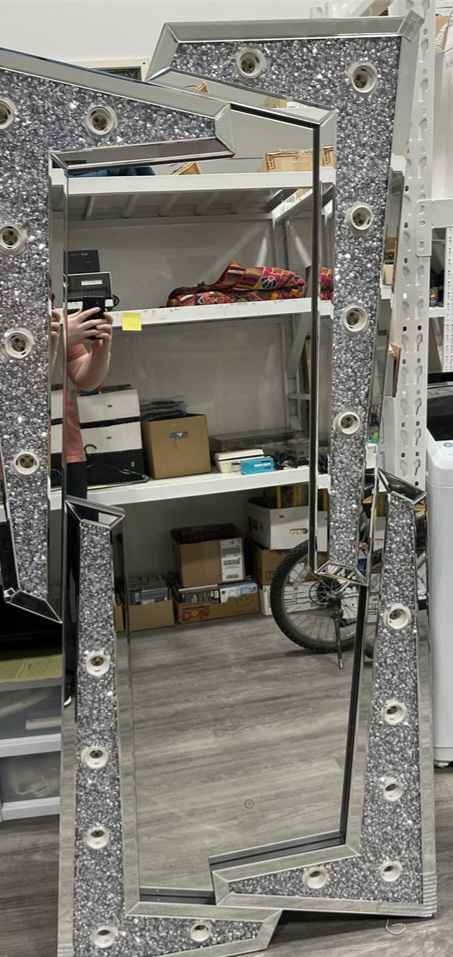 Acme Furniture Noralie 97757 LED Vanity Floor Mirror - photo 5