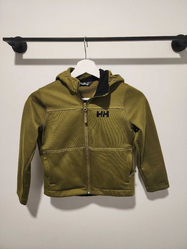 Brand new Helly Hanson kids age 6-8 activewear top