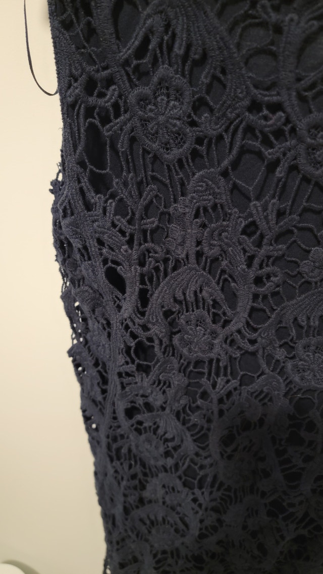 Women's Dress - Size M, Excellent Condition - photo 2