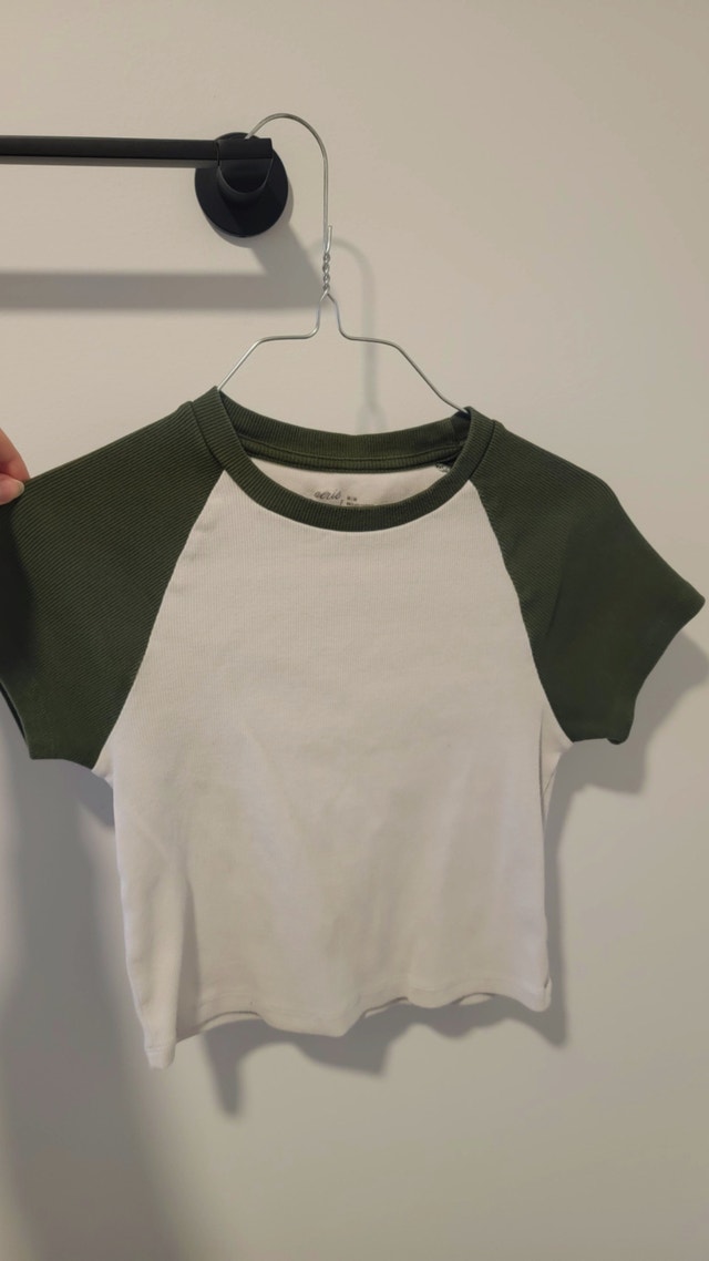 Youth to teen Girls size M top