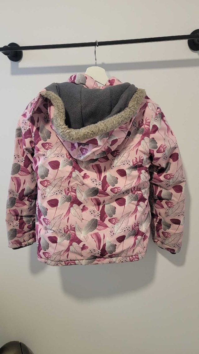 Size 10 (age 10) Oshkosh Warm winter jacket - photo 2