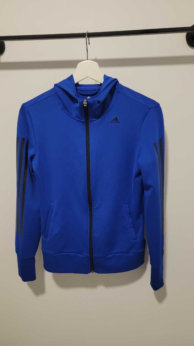 Brand new Teen To adult size xs Activewear sweater