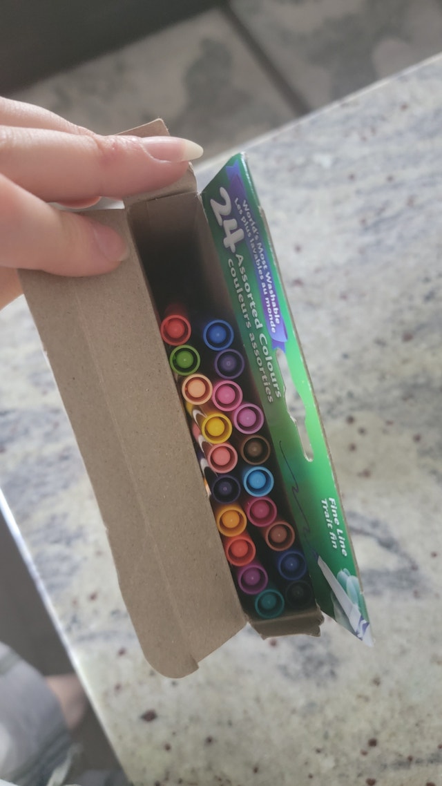 Crayola Washable Markers - Barely Used - photo 2