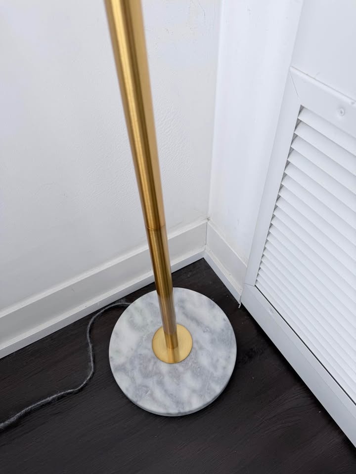Brass & Marble Floor Lamp – Excellent Condition - photo 2