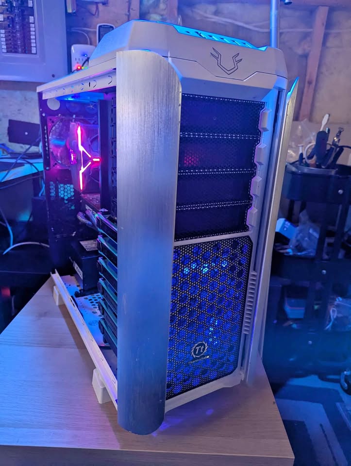Gaming PC | i7 4820K + 16GB RAM + GTX 1060 + 250GB SSD
