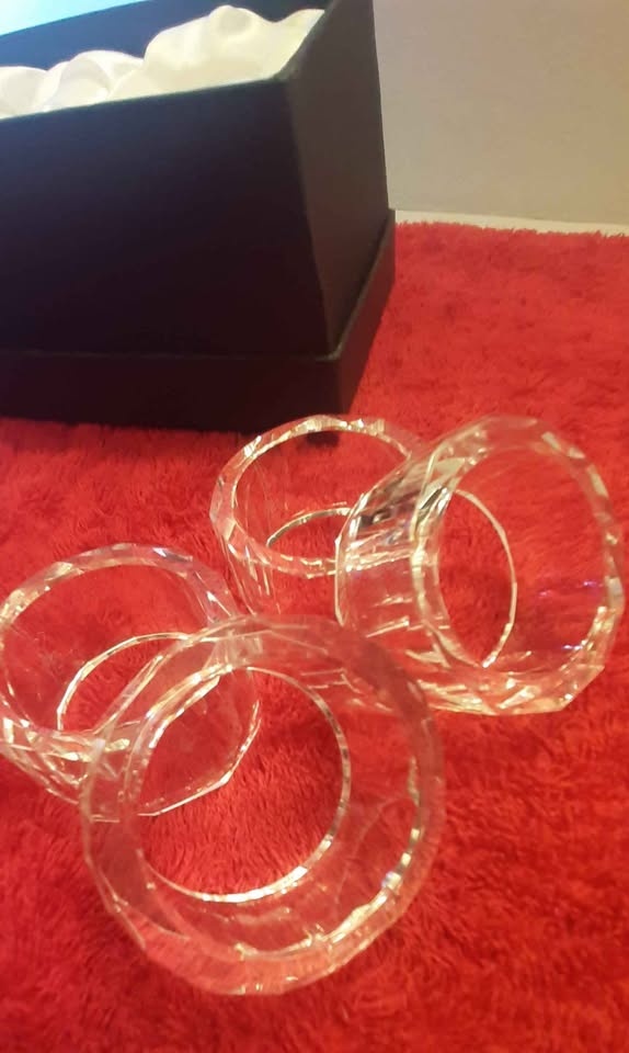Vintage Oleg Cassini Crystal Napkin Rings - photo 4