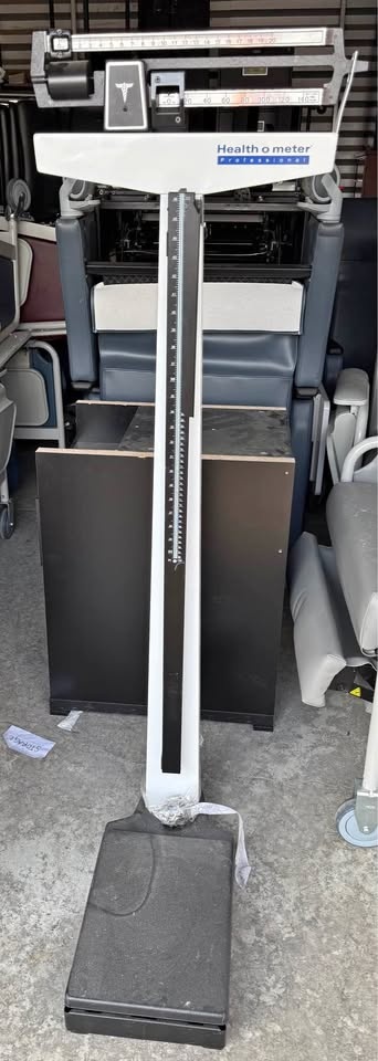 Health O Meter Mechanical Beam Scale with Height Rod