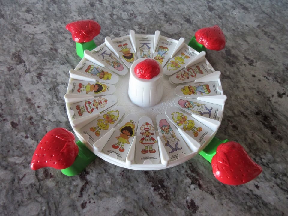 Vintage Strawberry Shortcake Berry Go Round Game Complete - photo 5
