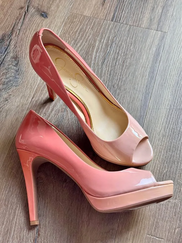 women's pink leather heels thumbnail
