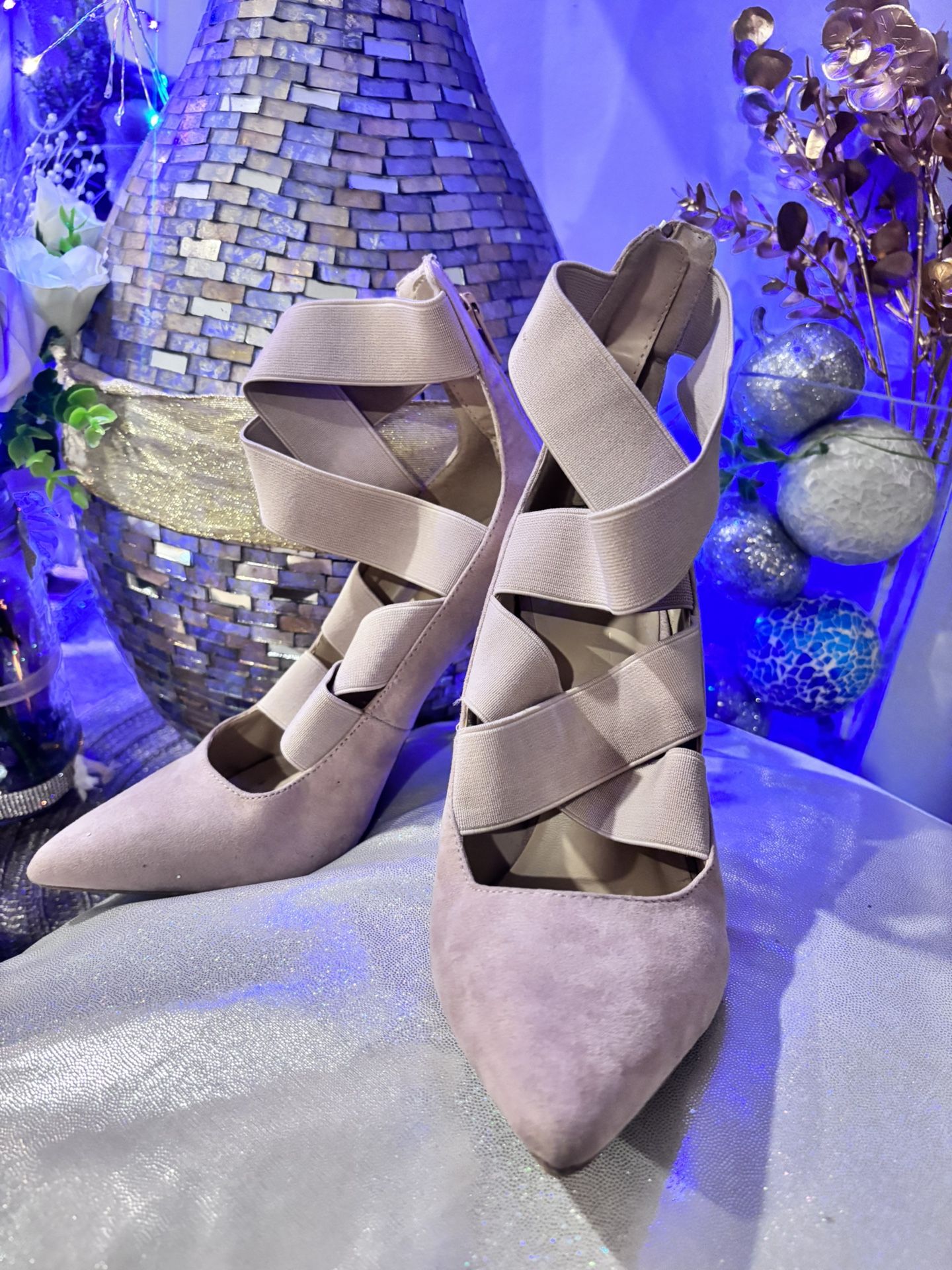 Wild Diva Nude/Blush Heels - Size 6