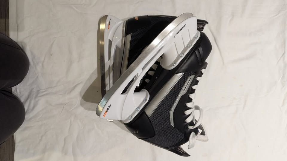 Ice Hockey Skates - photo 2