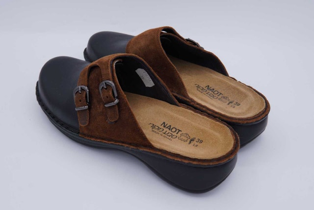 NAOT Leilani Clogs Size 8 (39 EU)