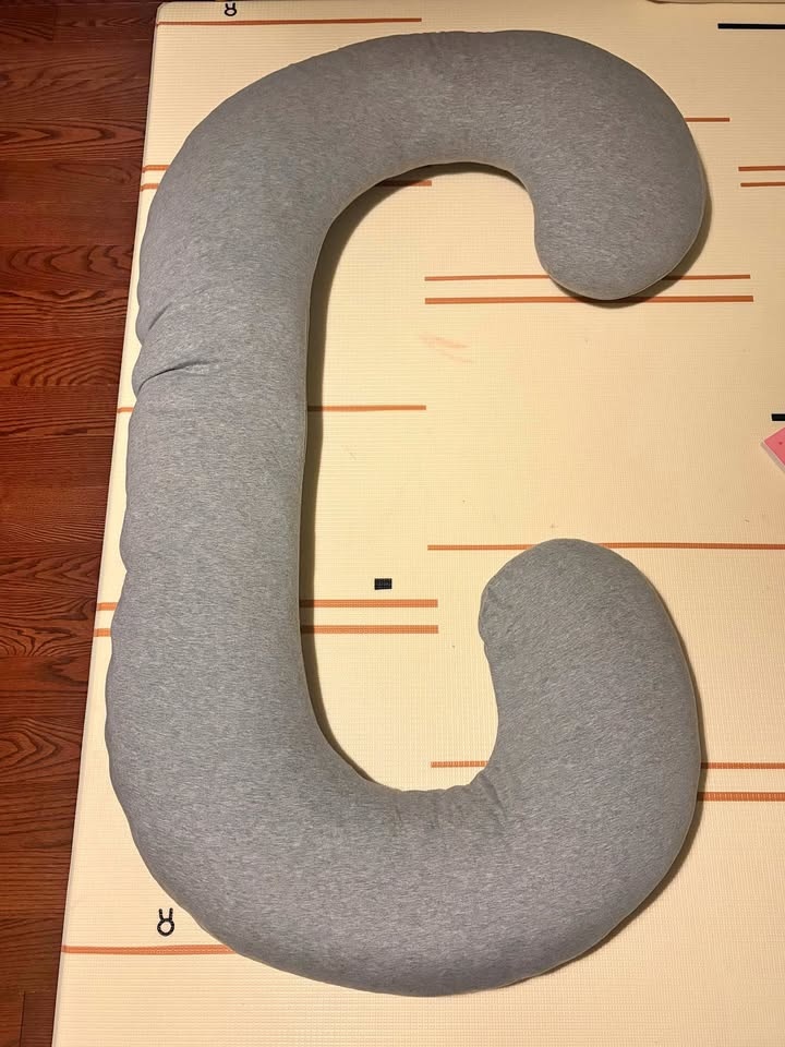 Pregnancy Pillow