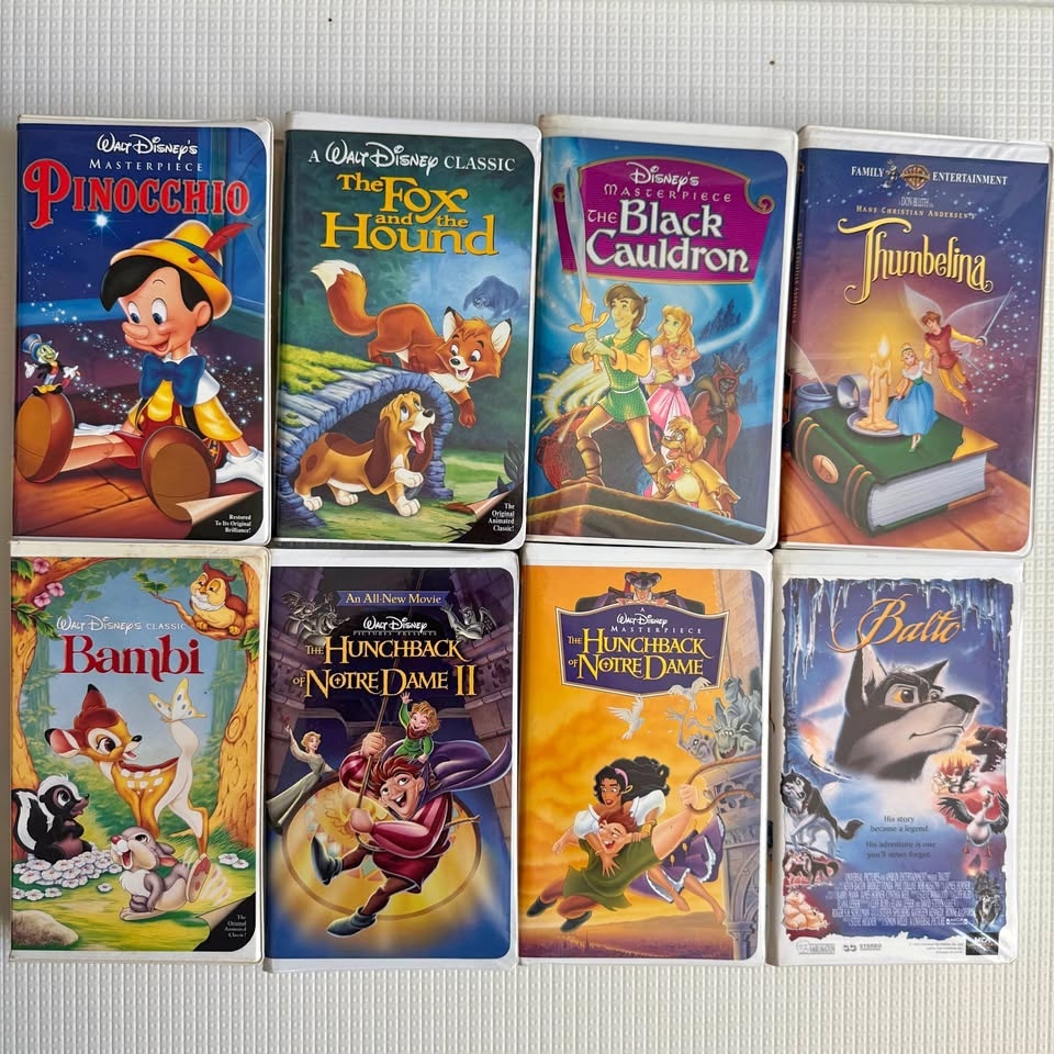 Disney & Classic Movie VHS Tapes Lot
