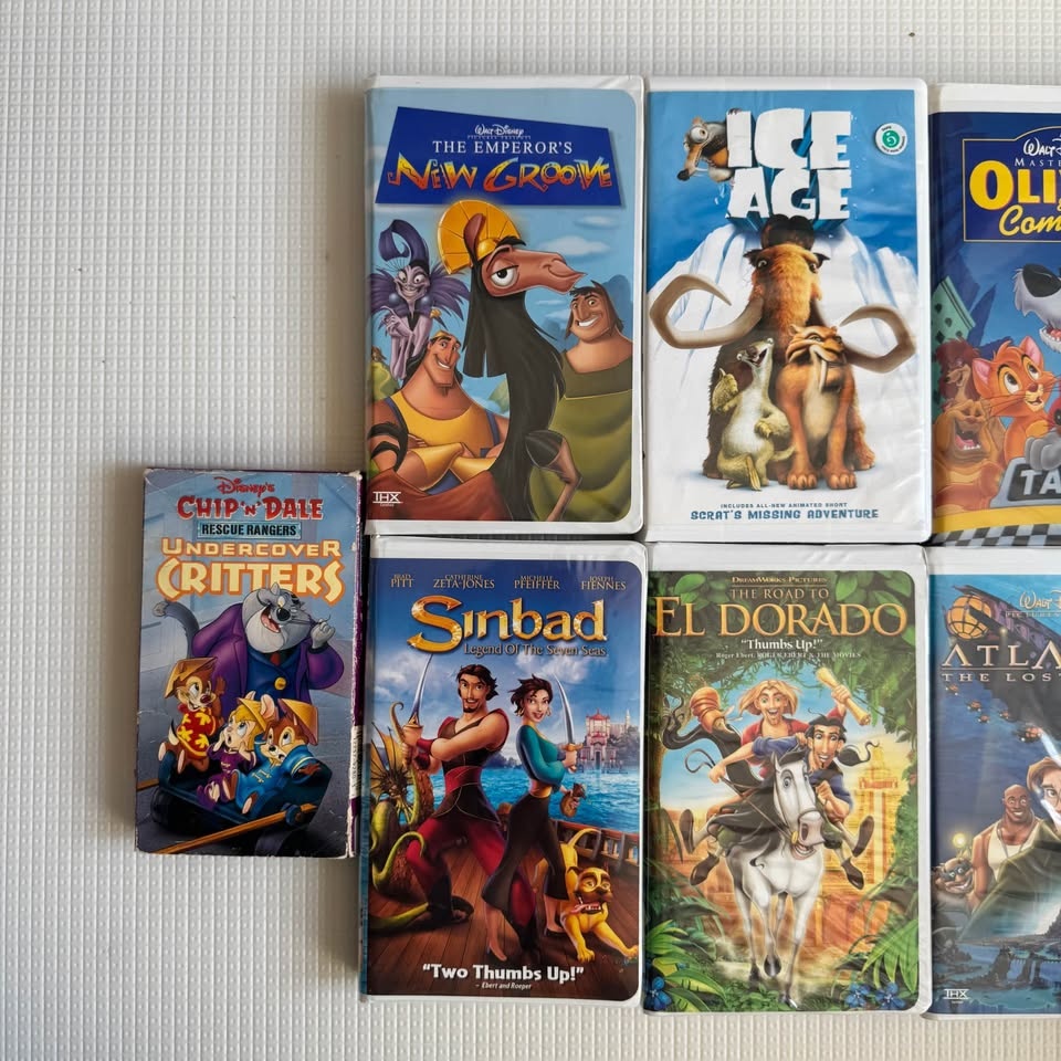 Disney & Animated VHS Movie Bundle - photo 2