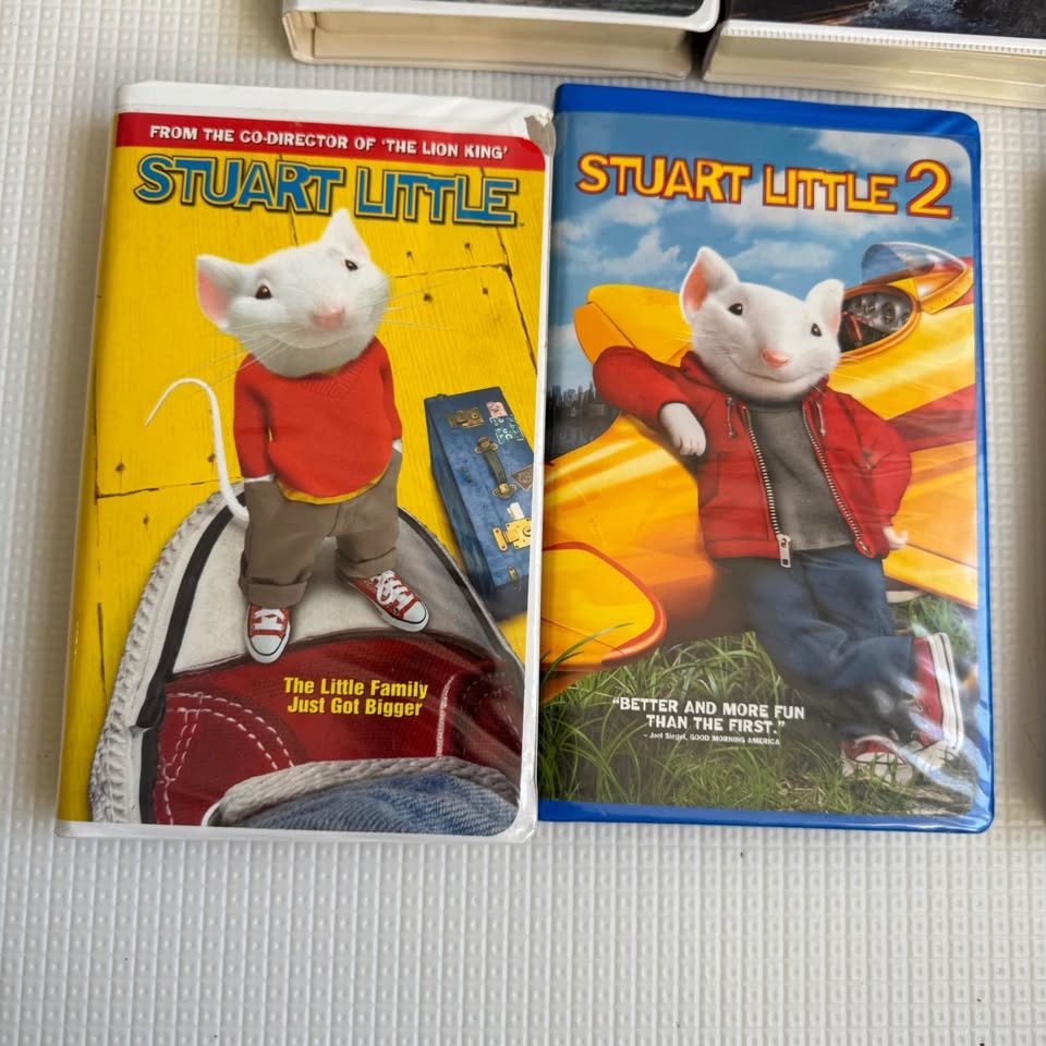 Kids Movie VHS Tape Lot - Free Willy, Stuart Little, Beethoven - photo 3