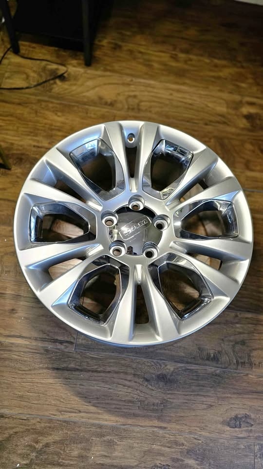 20” Ram 1500 OEM Rims – Hypersilver Refinish – 2009-2023