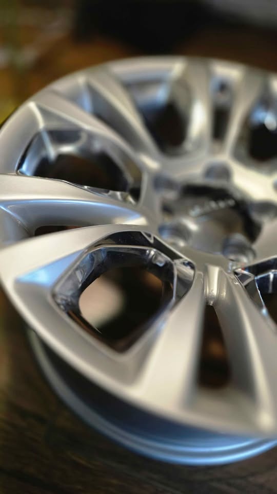 20” Ram 1500 OEM Rims – Hypersilver Refinish – 2009-2023 - photo 2