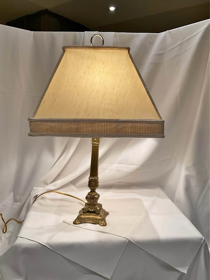Table Lamp Vintage Brass Hollywood Regency