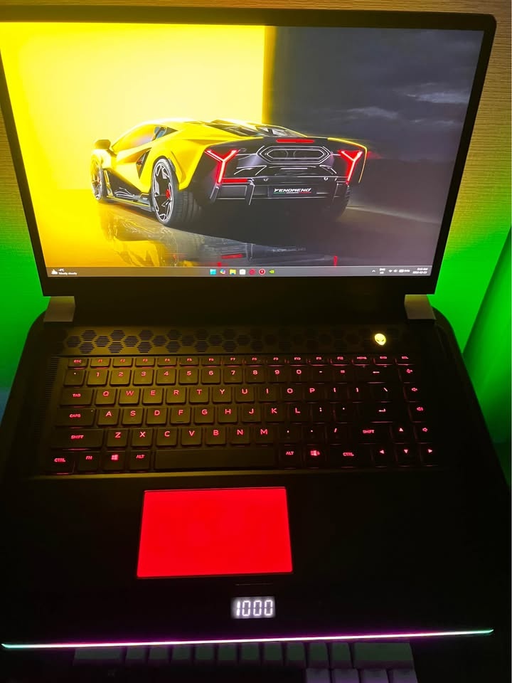 Alienware x15 R1 Gaming Laptop - photo 4