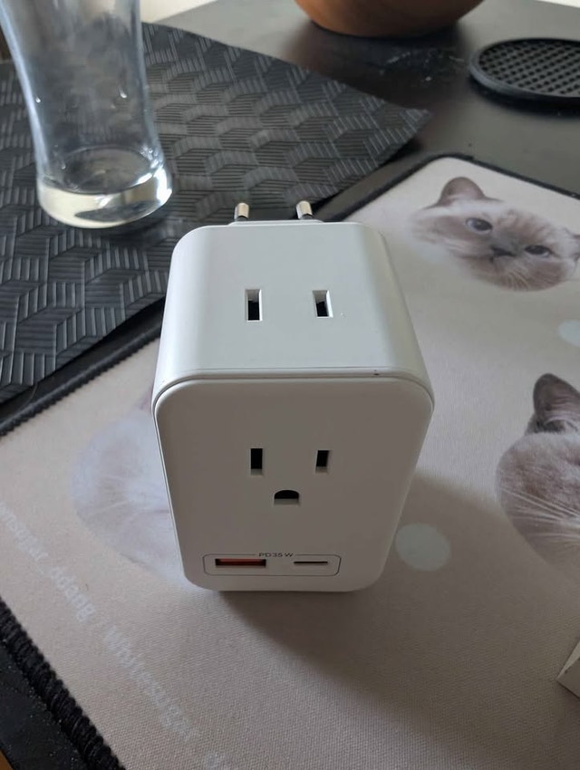 US to EU Travel Adapter & Voltage Converter - photo 3