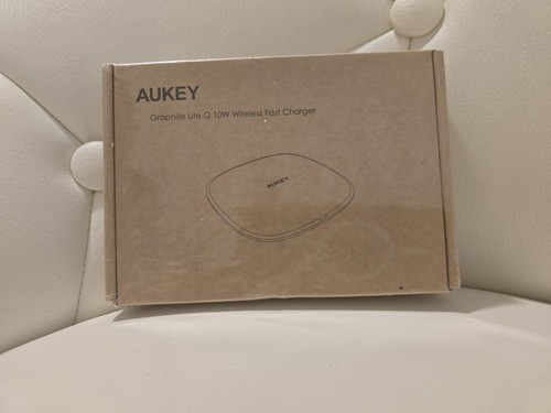 AUKEY 5W Wireless Charger
