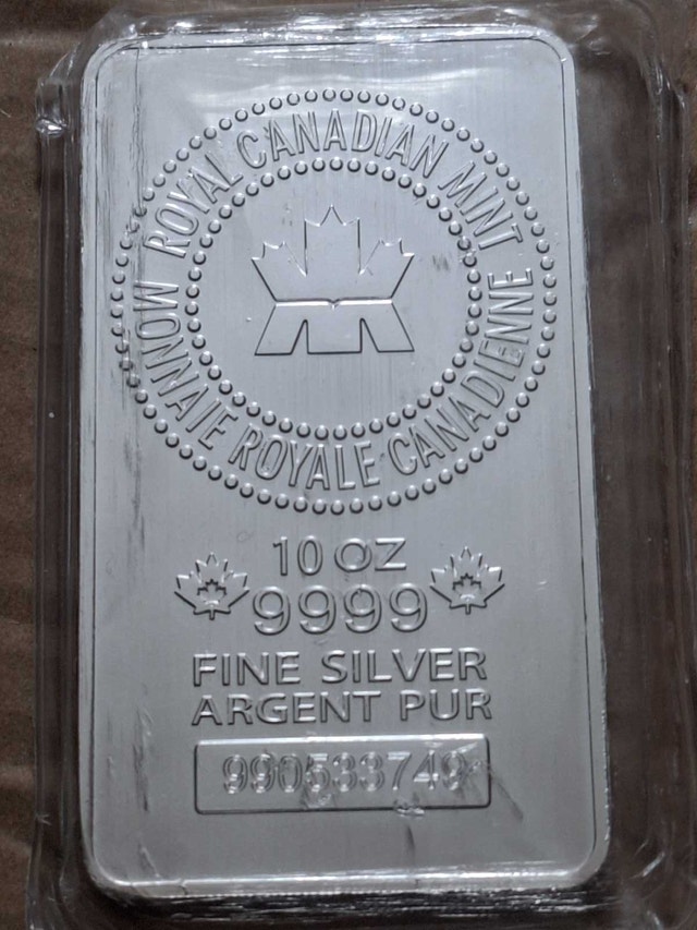 SOLD - 10 Oz Royal Canadian Mint Silver Bar
