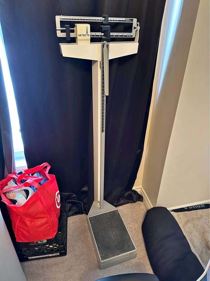 DETECTO Medical Scale with Height Rod