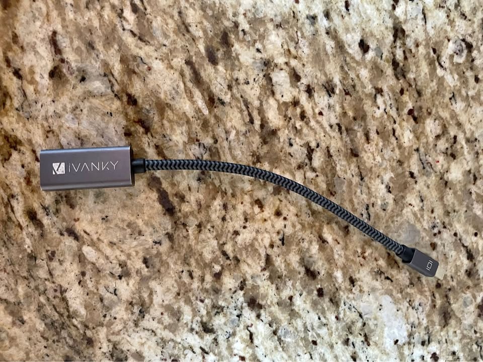 HDMI to Thunderbolt 2 Adapter