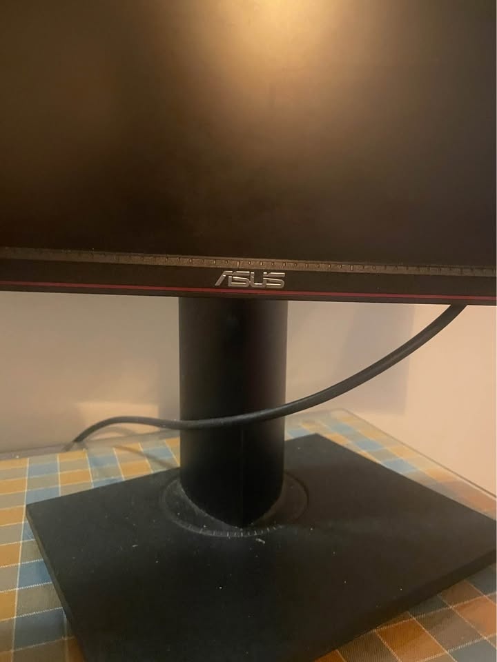 ASUS - High Quality Monitor - The Classic - photo 2