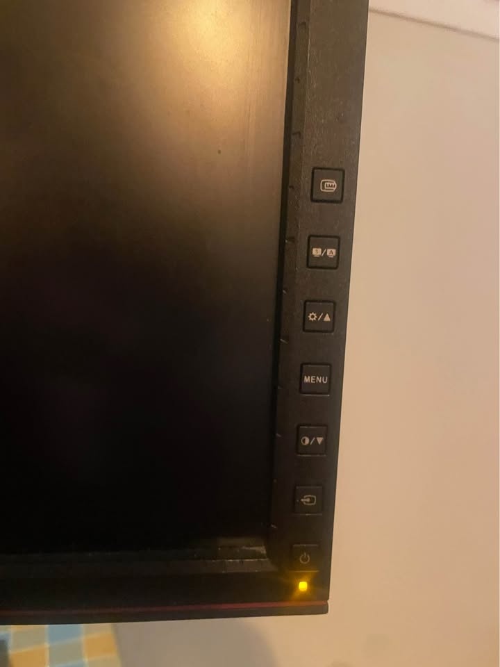 ASUS - High Quality Monitor - The Classic - photo 3