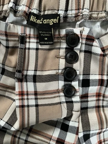 Plaid Tan Women's Shorts by Like An Angel Size 1X - photo 4