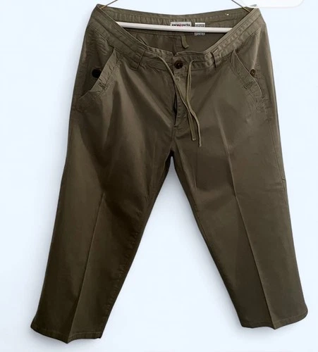 George & Martha Khaki Capri Pants - photo 2