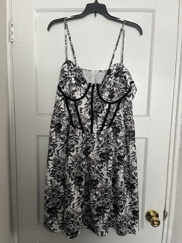 Shein Floral Black and White Women's Dress Size 4 XL - photo 2