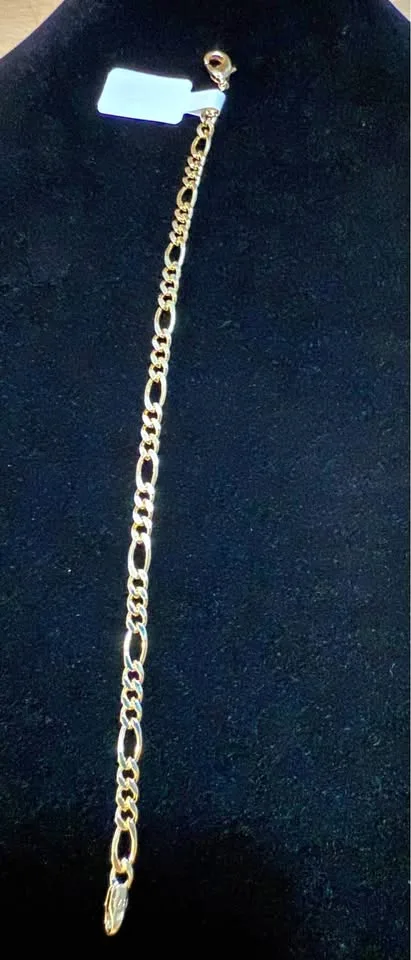 7” 18k Gold fill Figaro bracelet thumbnail