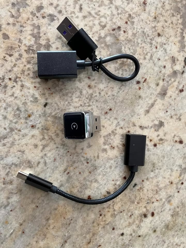 Wireless CarPlay Adapter for iPhone - photo 3
