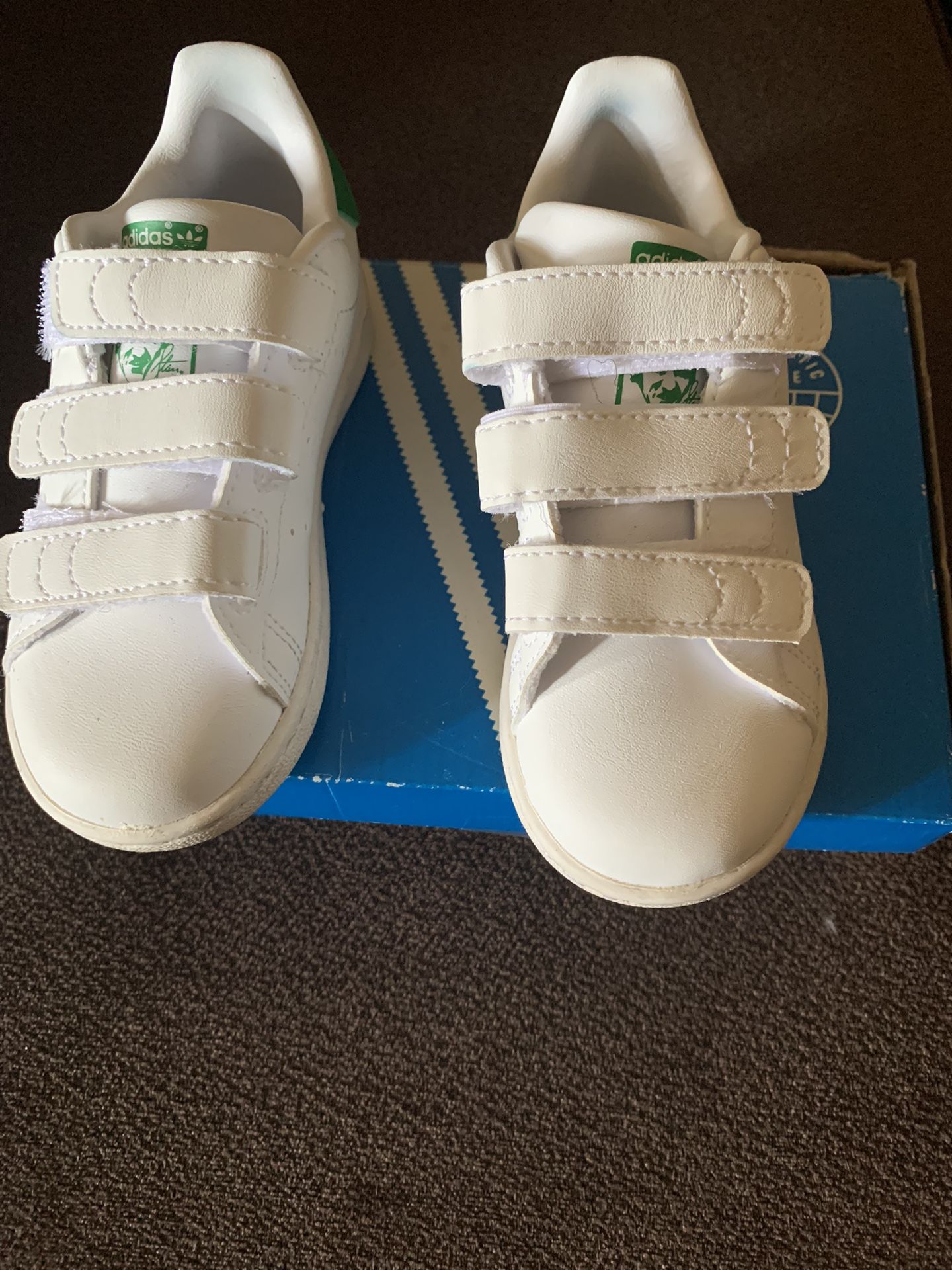 Adidas Sneakers Size 8 Toddler - photo 2