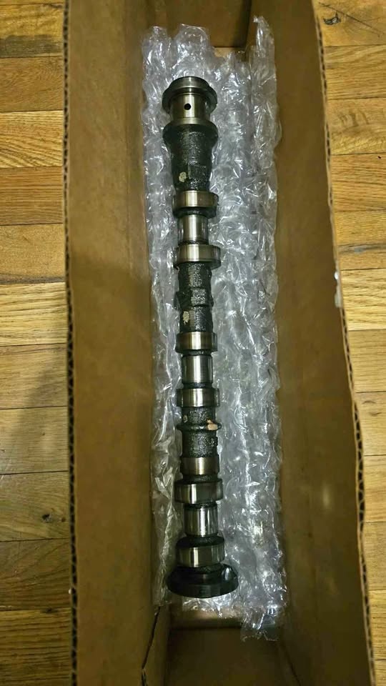 3.6L Pentastar Left Exhaust Camshaft OEM