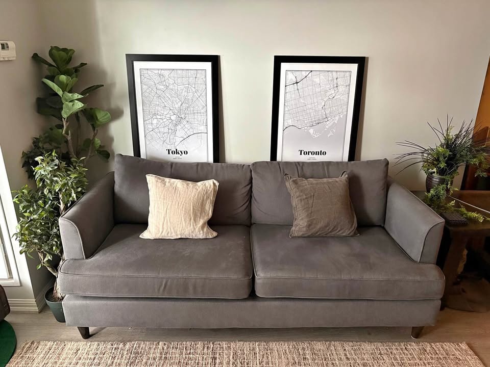 Grey 3-Seater Couch (Leon’s)