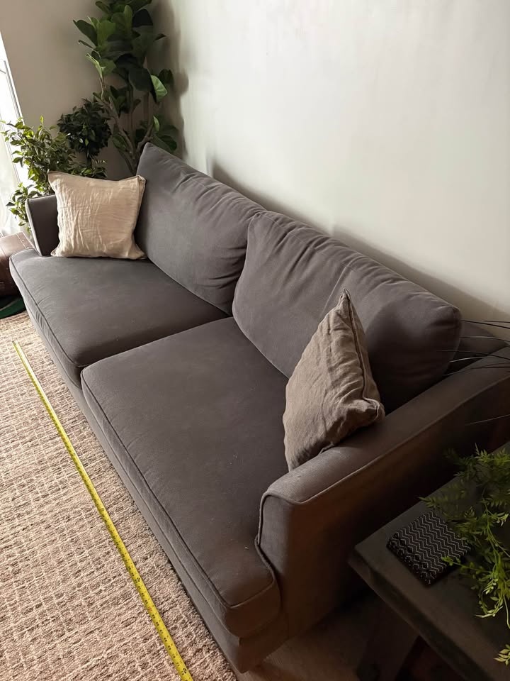Grey 3-Seater Couch (Leon’s) - photo 3