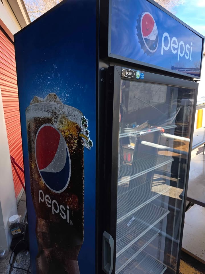 Pepsi One Door Cooler - photo 3