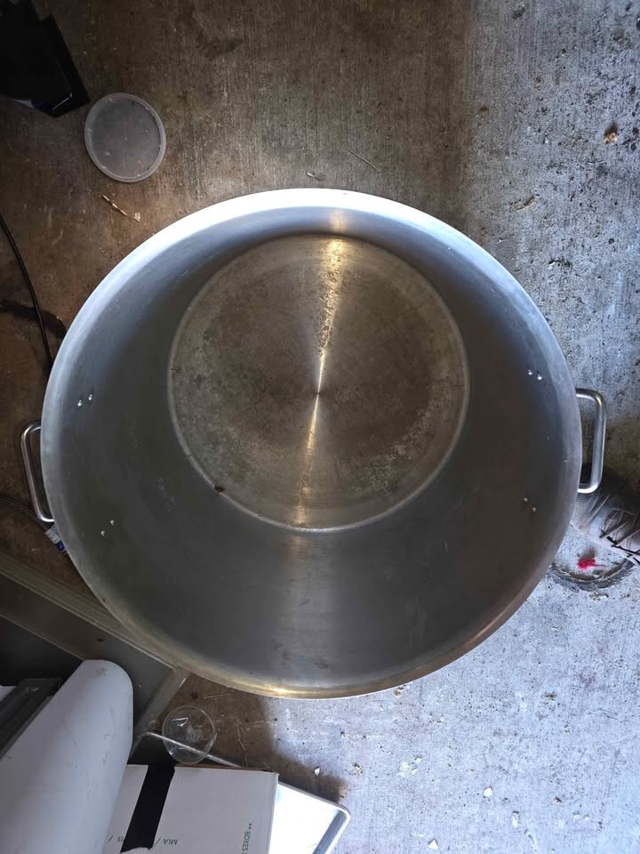 Acero wave stainless steel pot 85qt - photo 4