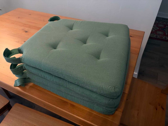 IKEA Dining Set (Table and 4 Chairs) - photo 4