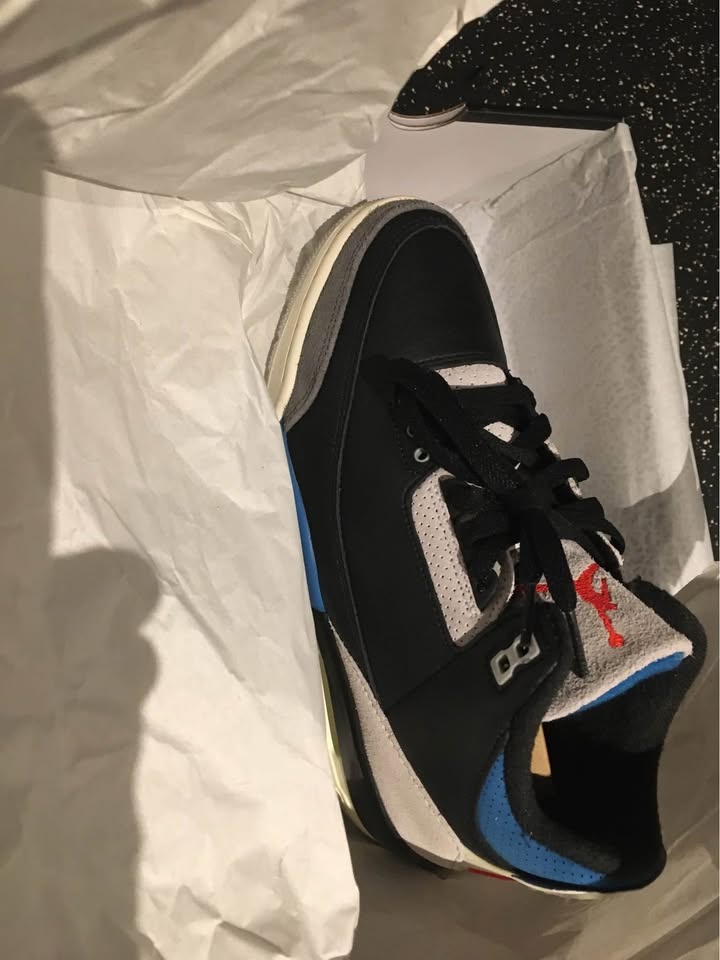 Jordan 3 Rare Air Size 7M (IN HAND) - photo 4