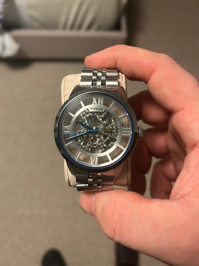 6 Watches: 5 Fossil, 1 Michael Kors - photo 5