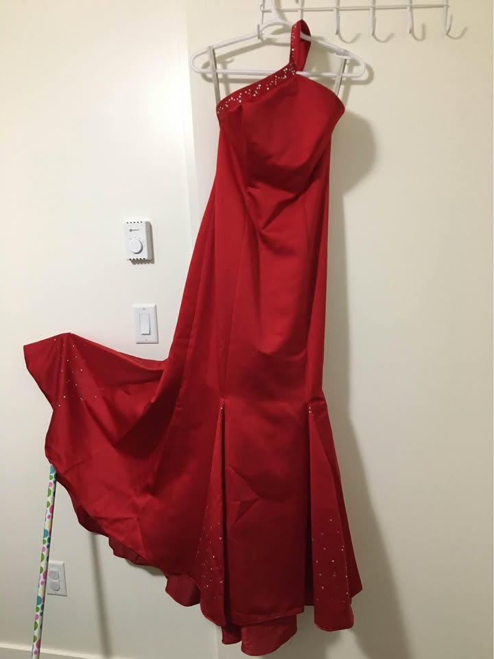 A-Symmetrical Strap Red Grad Dress - photo 5